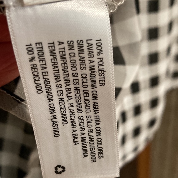 Black&White sheer checkered long sleeve top. - Picture 7 of 7